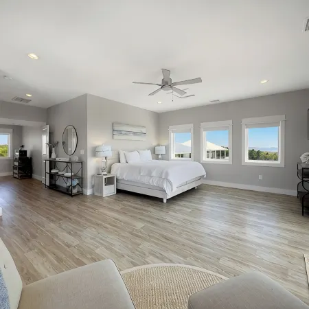 5 Bedroom Beachfront Home with Heated Pool