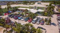 Best Western Plus Belize Biltmore Plaza - Parking