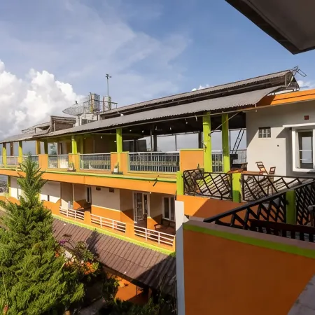 Villa Panderman Indah