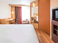 Ibis Nantes Centre Tour Bretagne - parking