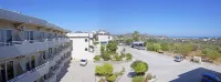 Hillside Studios & Apartments - Bjergudsigt