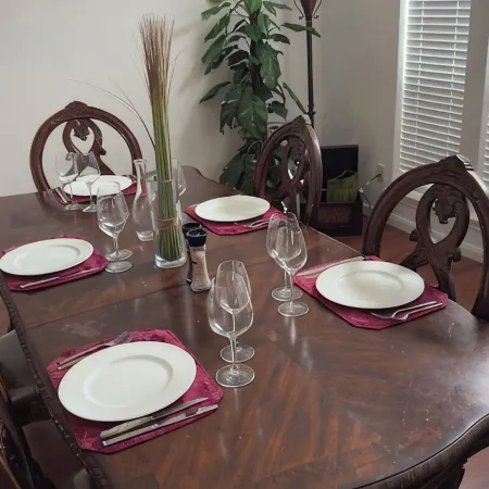 Charming 3-bedroom house with WiFi, AC in welcoming Duncanville