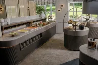 Van der Valk Hotel Bloemendal - 조식 운영
