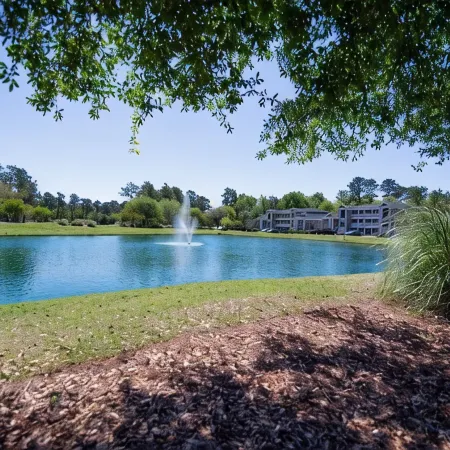 Beautiful 2 bed 2 bath Corner Unit with golf course view-5 minutes from beach