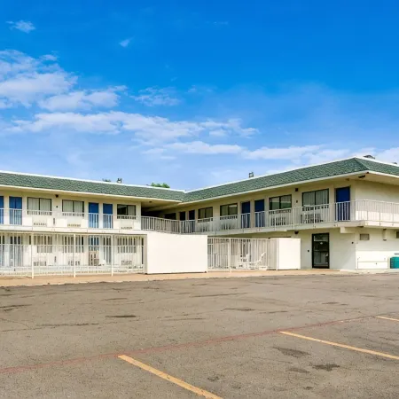 AVERA SUITES