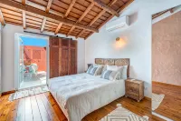 Townhouse in Silves with Portuguese Charm and Modern Amenities