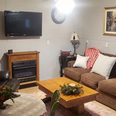The MacKenzie Studio Apartment