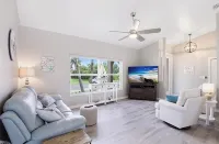 Tropical Vacation Home Marco Island Florida - Close to Beaches-Pet Friendly-POOL - breakfast