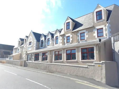 Glen Orchy House - parking