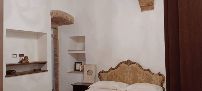 Charming apartment in medieval tower Ξενοδοχεία στην πόλη Spoleto