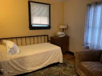 Periwinkle Palace relax close to downtown