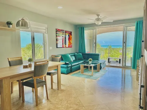 Extra spacious condo 5min from pristine beach - 2-Star
