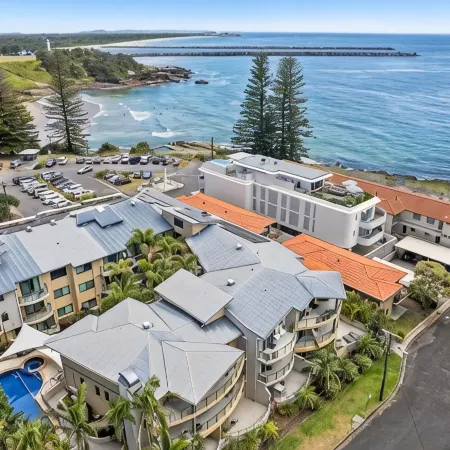 The Cove Yamba Отели в г. Ямба