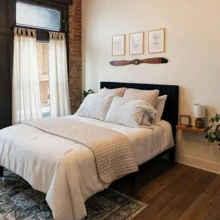 Charming Downtown Troy Stylish Loft • Superhost