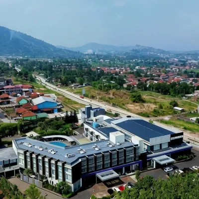 Harmoni Hotel Garut Hotels near Cipanas