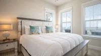 Blue Pelican 2 Beachfront Vacation Rental Home - 4성급