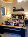 Mountain retreat by Lake Glenville: creekside, secluded, Cashiers - Glenville - balcony