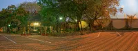 Eco Park Lodge - Parking