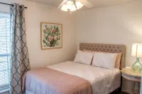 A sweet stay on Cherrywood Square - 무료 와이파이