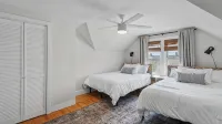 Renovated Water Haus ⎥ +8 beds ⎥ Historic Waterfront - 3-Star