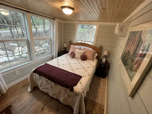 Cozy Country Cottage; Family RetreatJust Minutes from Circle T Arena -  Habitaciones en casas particulares