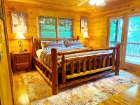 Spectacular Mountain View, rustic log, hot tub, deck fireplace - Vuoristonäköala