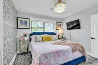 HotPool 5Bdr 3Bath Home, 3.5 Miles to the Beach Small Events Welcome - Fitnessstudio