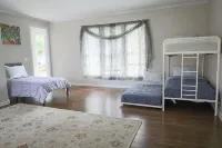 Cozy ranch house that's 10-15 minute from Historic downtown & Arrington Vineyard - 2 ดาว