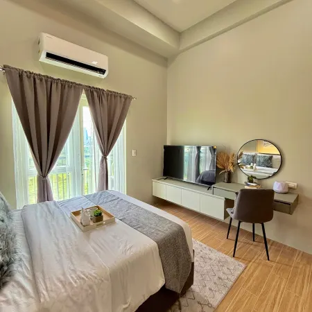 Elegant Studio in Saint Dominique