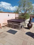 Beautiful home with pool,  private, close to UA & Downtown, arts. Great prices! - Jacuzzi
