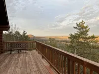 Cozy 3 story Log Cabin with space for the entire family and an amazing view - 3-Star