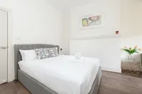 Stunning Sydney Home 9 - 3-Star