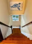 BEACH BUM CARRIAGE HOUSE with kayaks - steps to beach, park, marinas & brewery! - Wifi