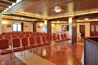 Konitsa Mountain Hotel - parkir