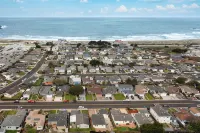 Walk to Beach - Remodeled Coastal 3 Beds Home Safe Town Highway 1 Near SF / SFO - Homestays