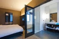 Hotel les Nuits - Hot Tub