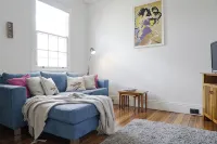 Historic Central Launceston  Getaway: 5 mins from Charles St. Cafe's - 3성급
