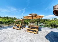 Dongbackdongsan Pension - วิวภูเขา