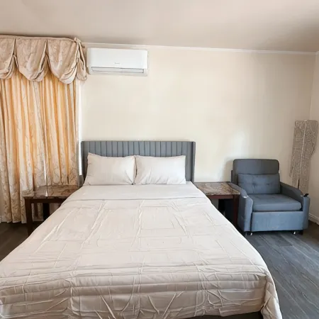 Togetherbnb- Flores Pool House