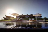 Jbay Zebra Lodge - Airport Shuttle