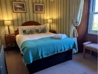 Tigh na Sithe, Traditional Victorian Villa - Villas