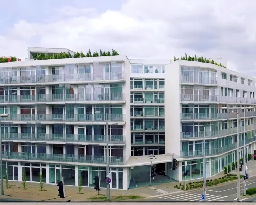 Parizs Garden Apartments Hotels near Főnix Hall