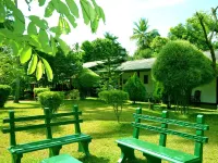 The Senaro Holiday Inn Hotels near Minneriya National Park