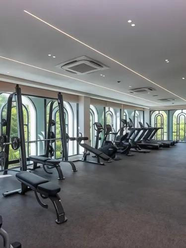 รูปภาพของFamily Pool Access Apartment • Title Legendary