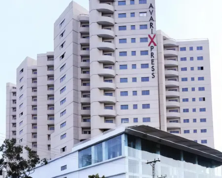 アヴァリー エクスプレス ガルバーグ ラホールのホテル