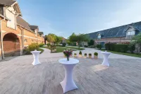 Domaine des Lumieres - parking
