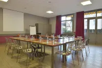 Logis Hôtel-Restaurant le Fontarabie Các khách sạn ở Vouvant