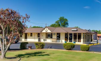 Scottish Inns Collinsville - Martinsville