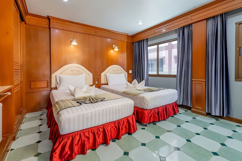 Patong Social Hotel