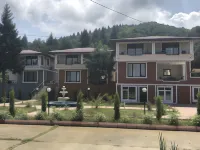 Zarha Mountain Resort فنادق في Dirlik Mahallesi